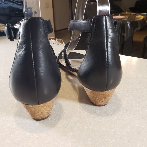 Clarks Abigail Lily Strappy Wedge Sandal Pewter Suede Women’s US 8 - Picture 4 of 8